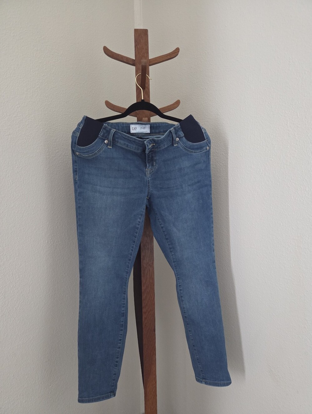 GAP Maternity Women's Medium Wash Jeans with Stretch Panels